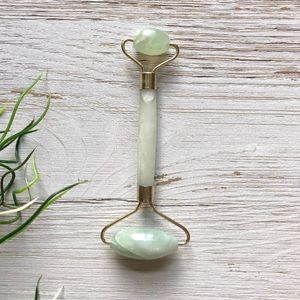 Genuine Authentic 100% Real Jade Roller for Face